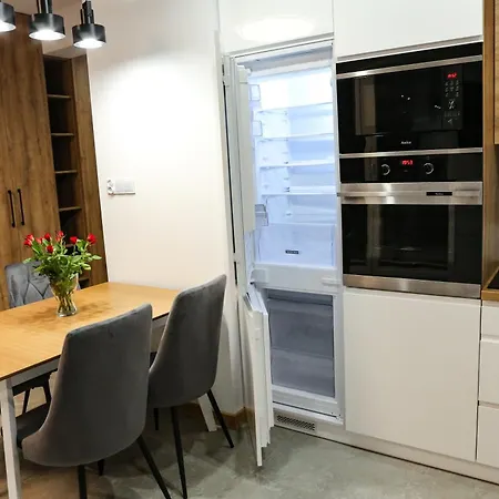 Krolowej Jadwigi Z Garazem Apartment *