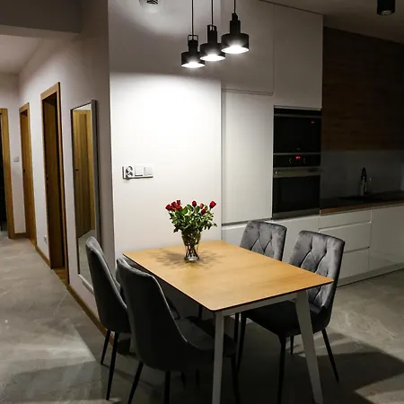 Apartment Krolowej Jadwigi Z Garazem Radom