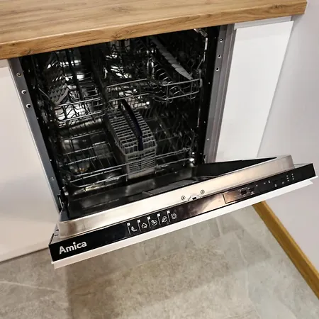 Królowej Jadwigi Z Garażem Radom