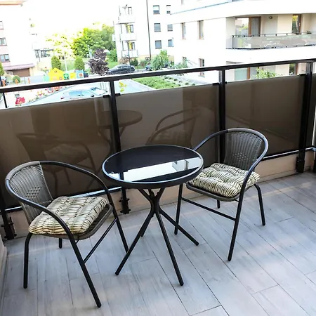 Królowej Jadwigi Z Garażem