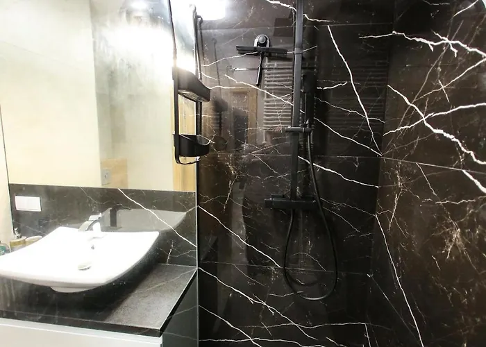 Królowej Jadwigi Z Garażem * Radom