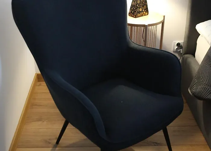 Królowej Jadwigi Z Garażem *